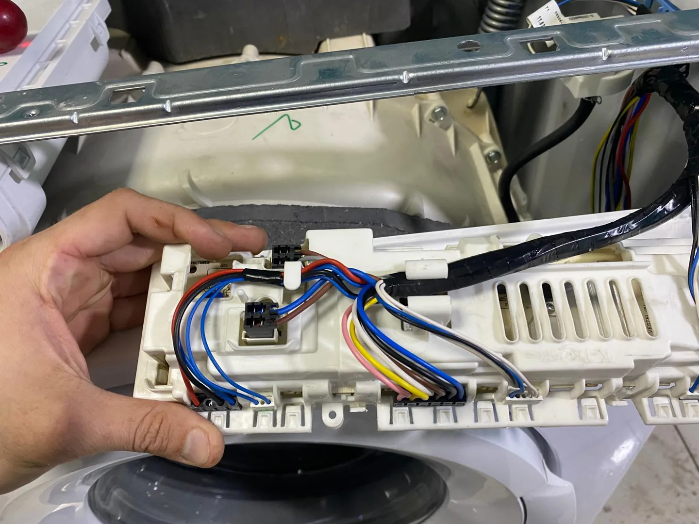 Çamaşır makinesi — servis arşivimizden (3/3)